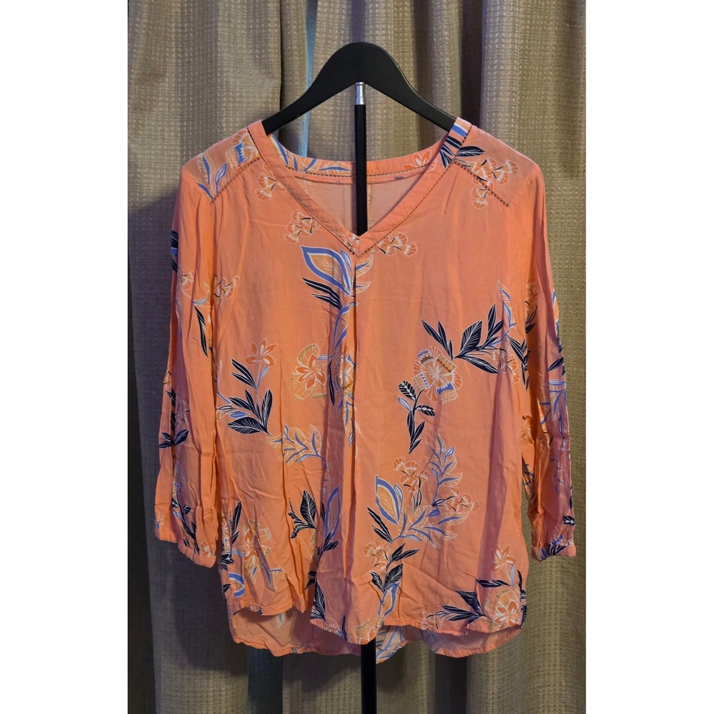 St. John's Bay Tropical Floral Print V-Neck Blouse Women's Size Large Pink